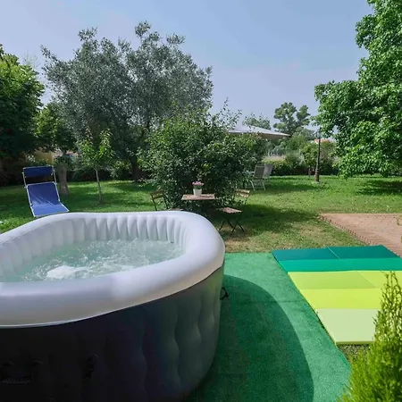 Luxury Pool & Garden *
